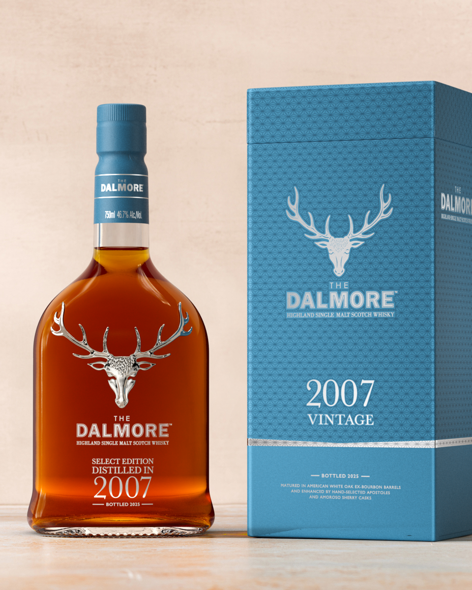 The Dalmore Select Edition 2007 Box & Bottle Lifestyle