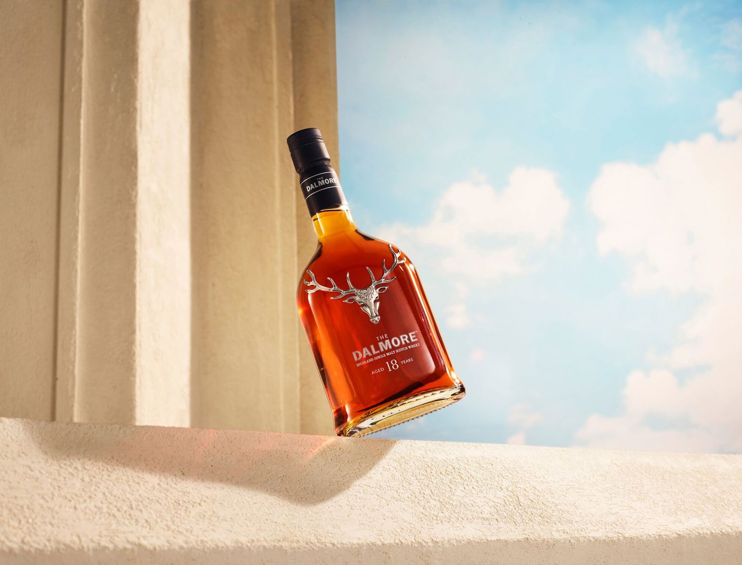 Large Thedalmore Newbrandworld D18 Lifestyle CML BG01 Image A0