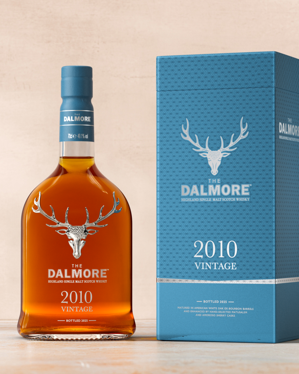 The Dalmore Vintages 2010 Box & Bottle Lifestyle